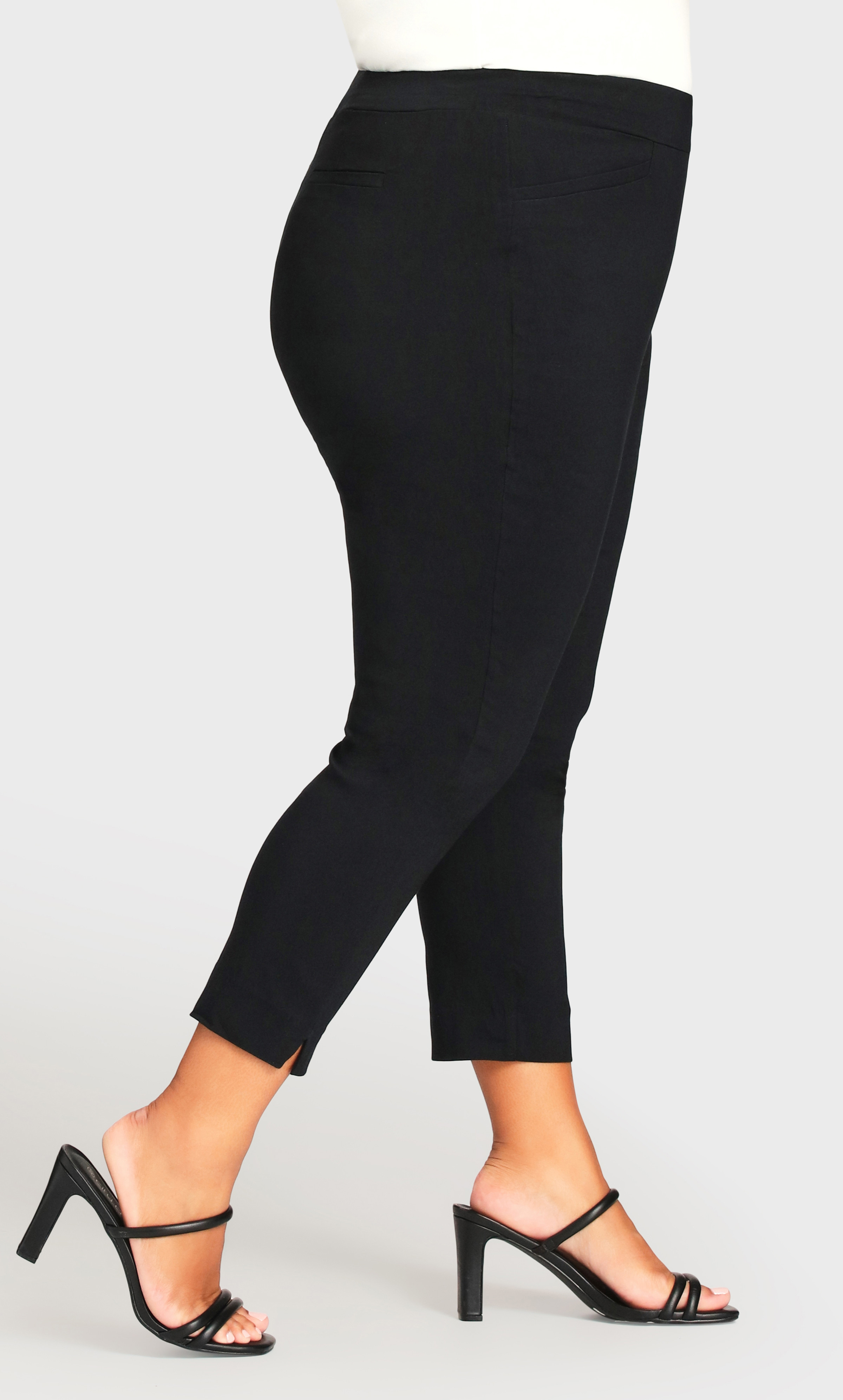 Plus Size Super Stretch Black Crop Pant